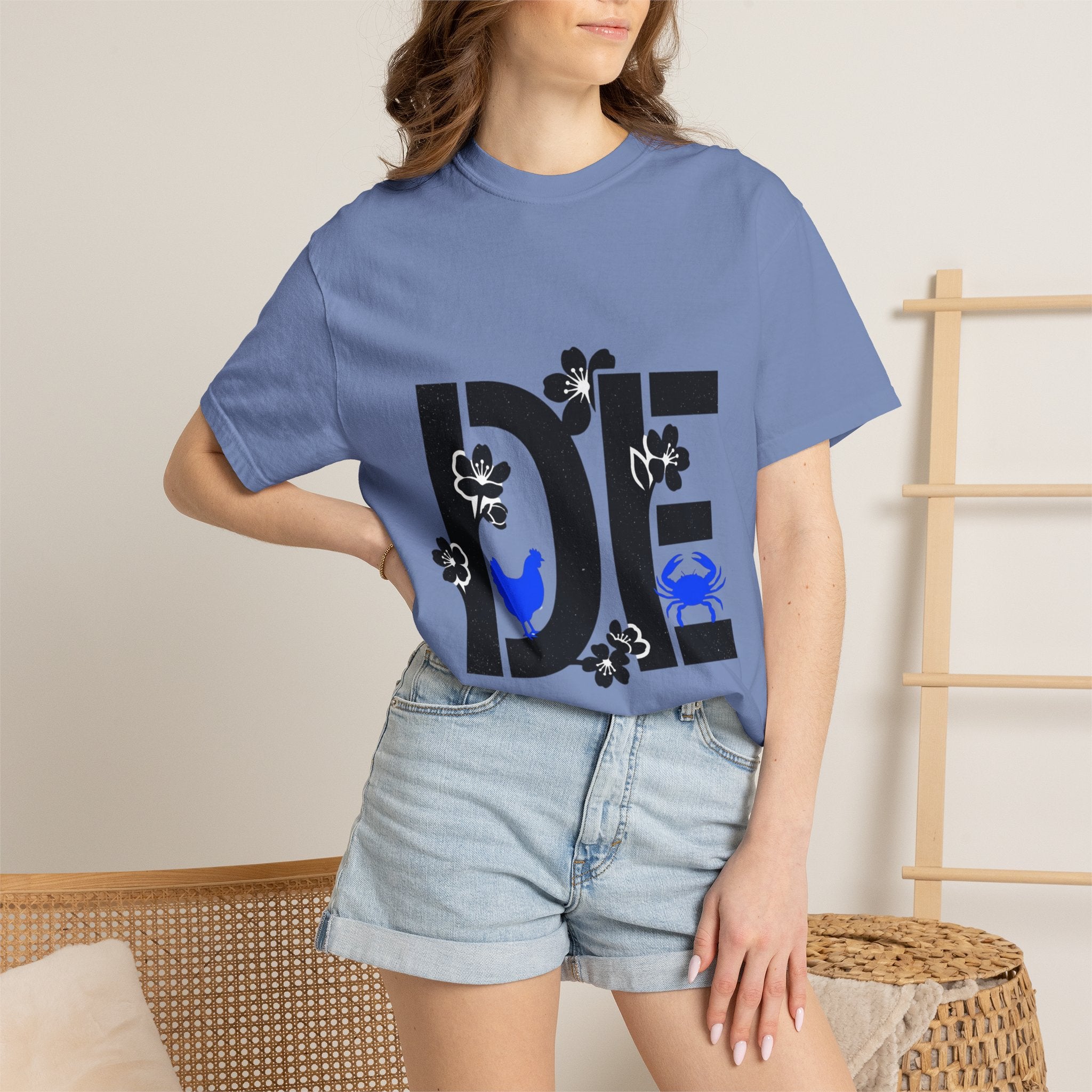 OurStateTees - Deleware DE Floral Nautical Graphic Tee (Crab & Chick Accent)