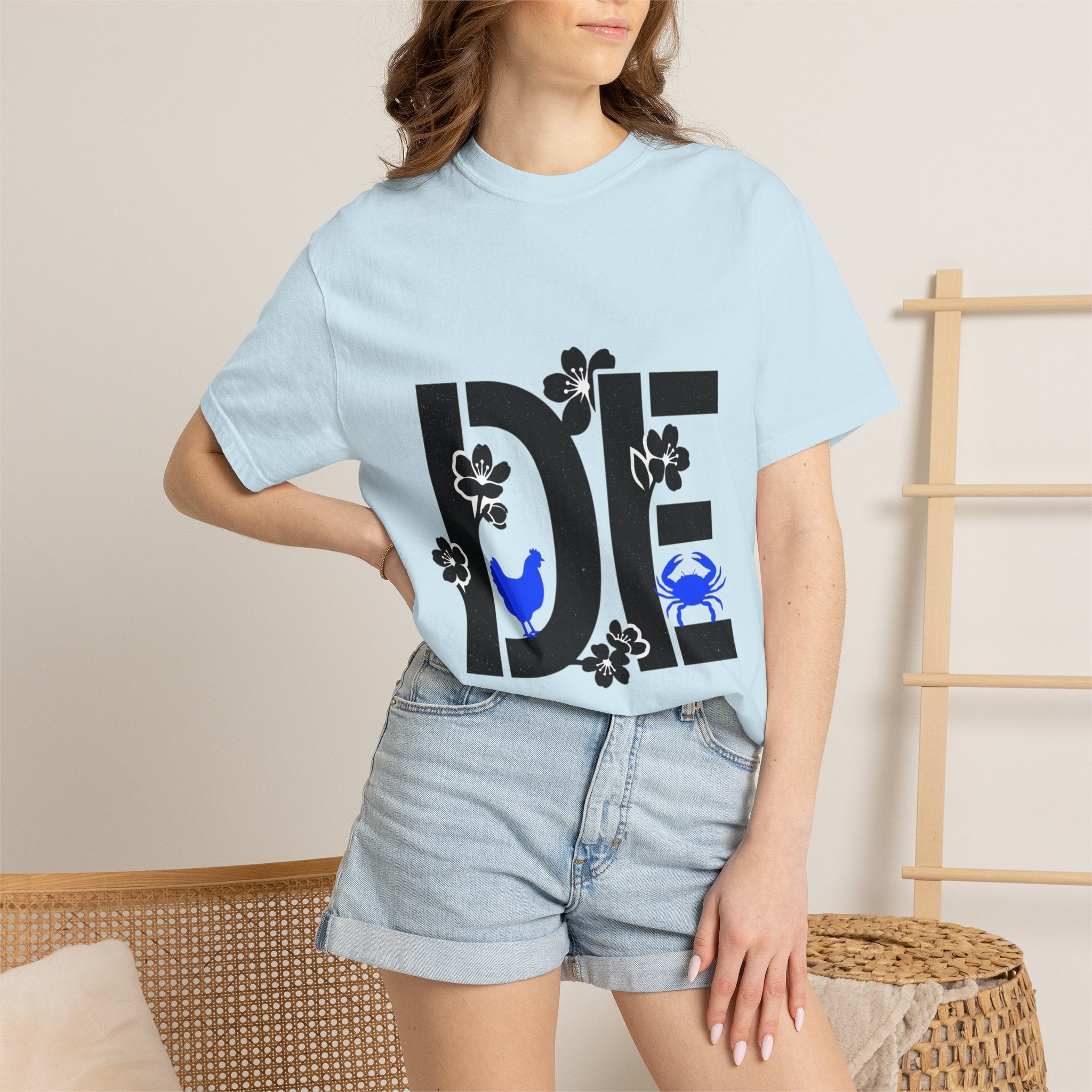 OurStateTees - Deleware DE Floral Nautical Graphic Tee (Crab & Chick Accent)