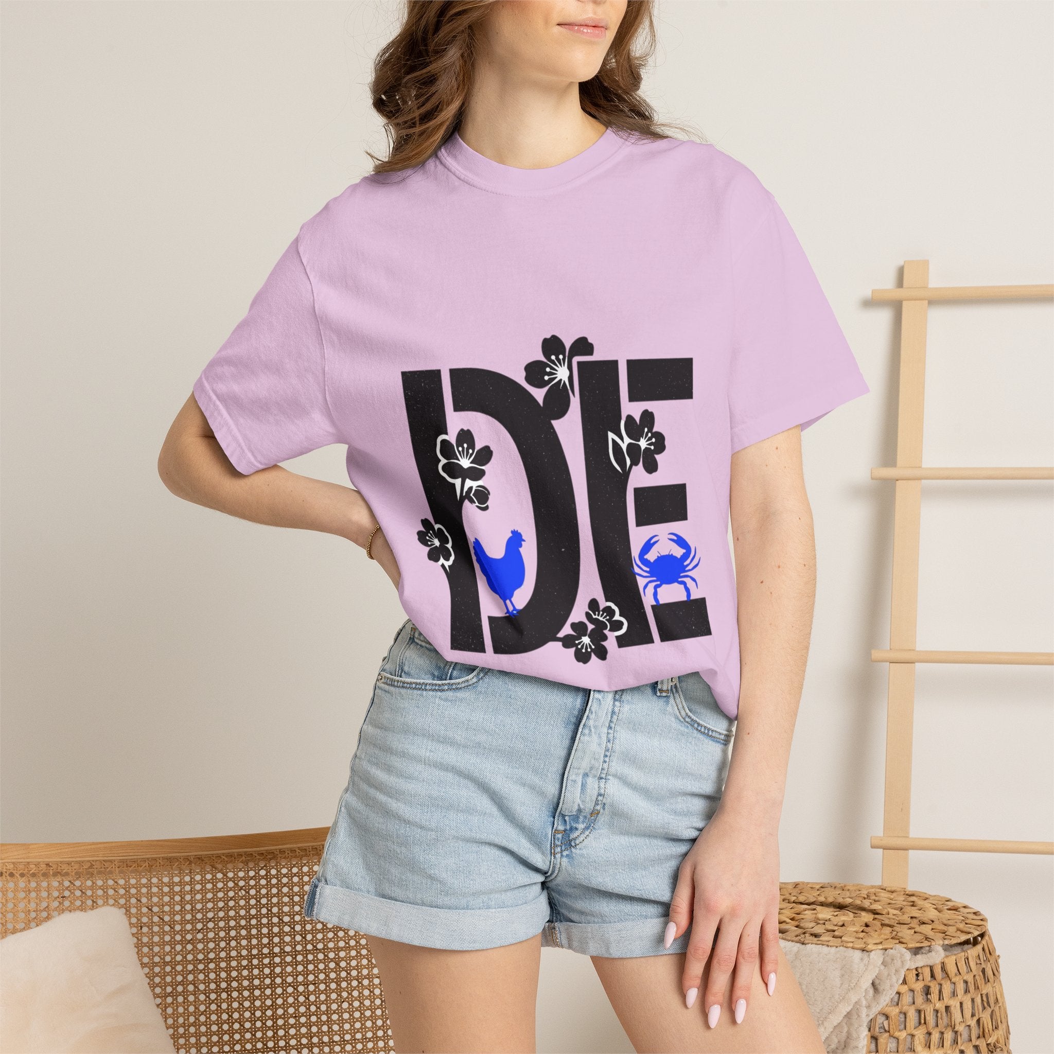 OurStateTees - Deleware DE Floral Nautical Graphic Tee (Crab & Chick Accent)